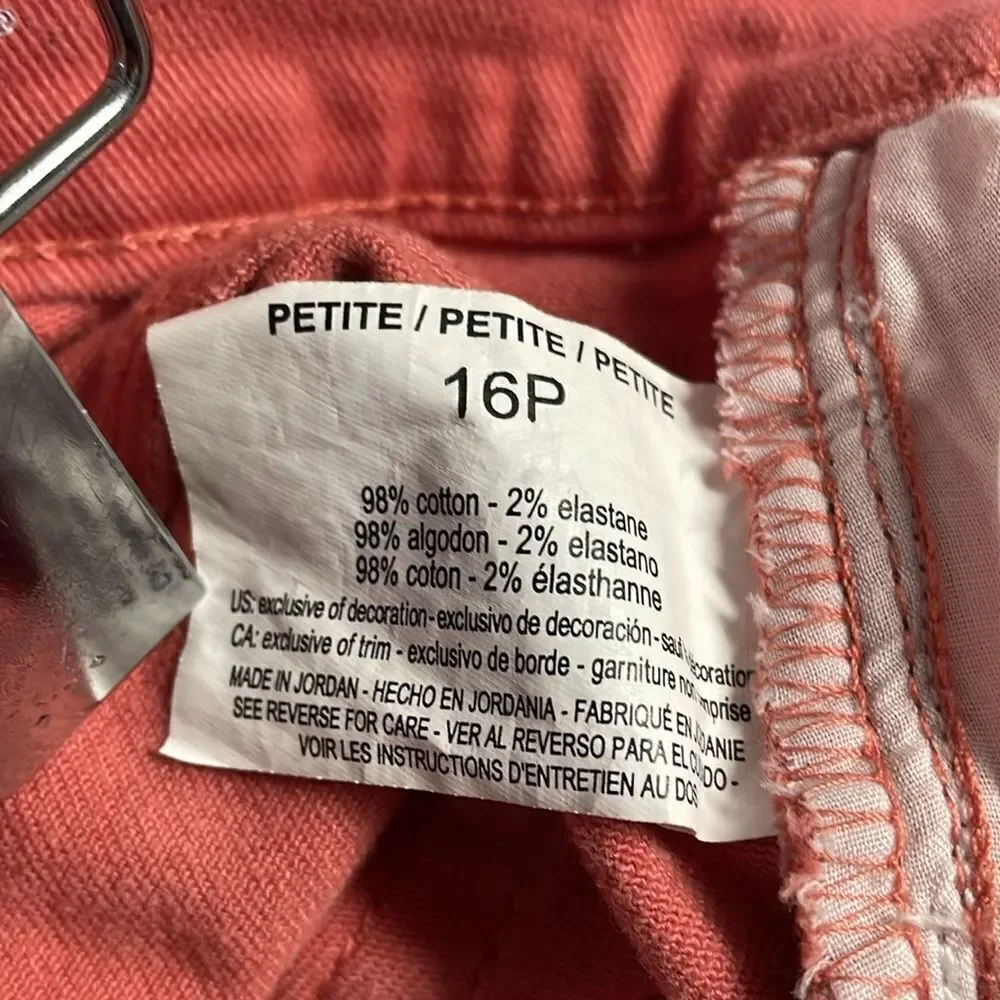 GLORIA VANDERBILT  Slimming Effect Amanda Capri Jeans Size 16 Petite Dark Coral - Picture 8 of 8